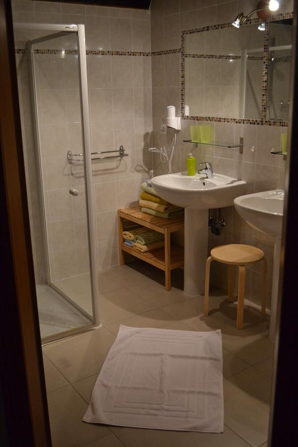 Chambres D'Hotes S'Burehiesel Schillersdorf Exteriör bild